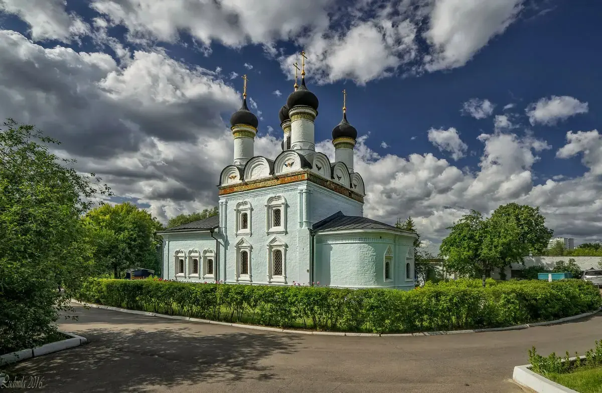 Храм Покрова Пресвятой Богородицы в Братцеве