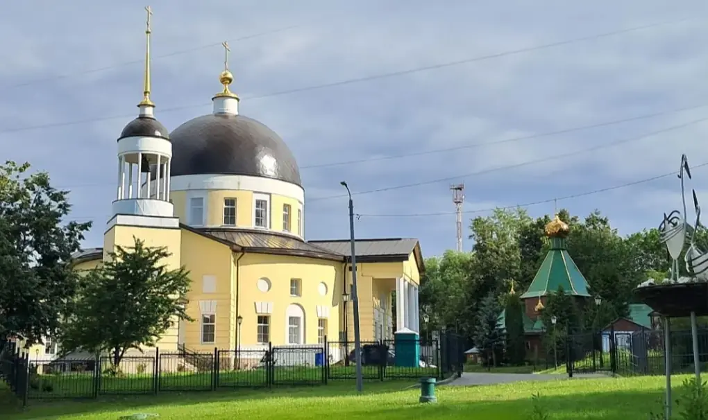 Храм Живоначальной Троицы в Чертанове