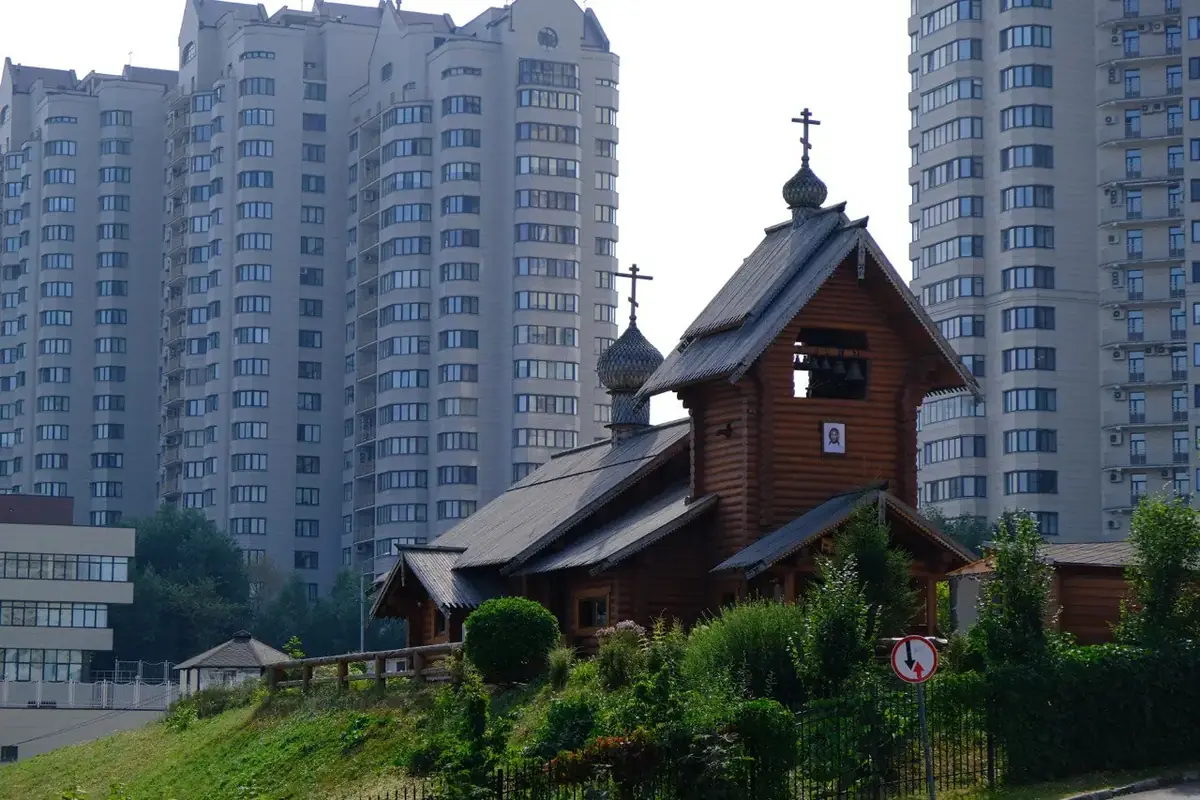 Храм Святой Равноапостольной Нины