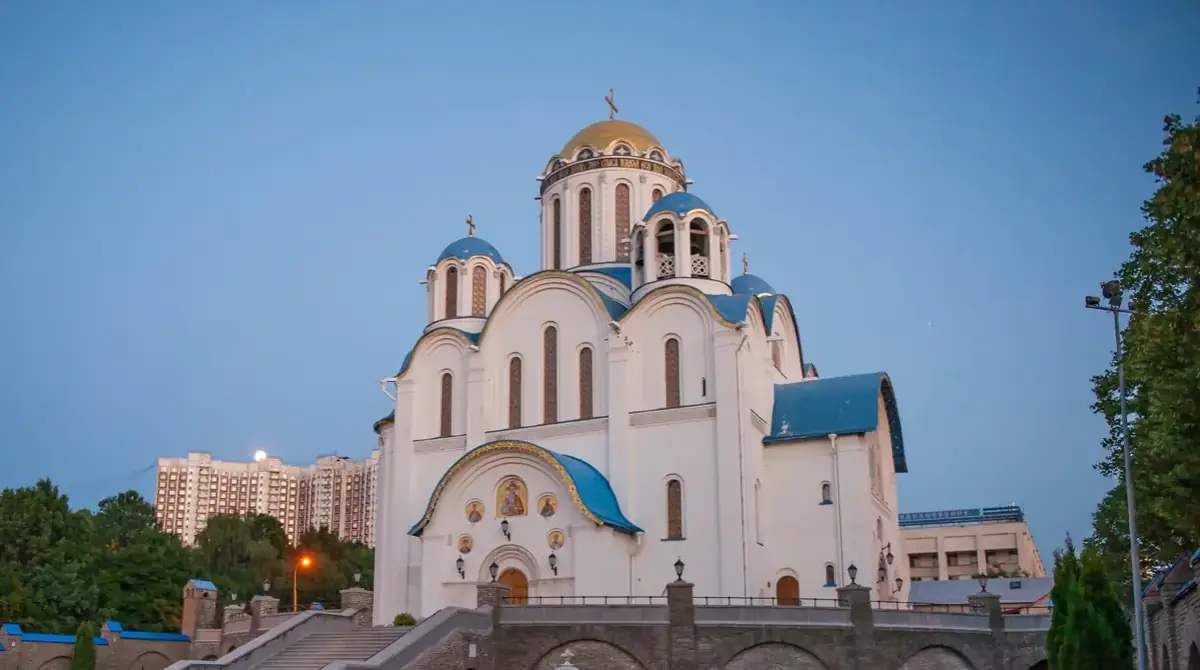 Храм Покрова Пресвятой Богородицы в Ясеневе